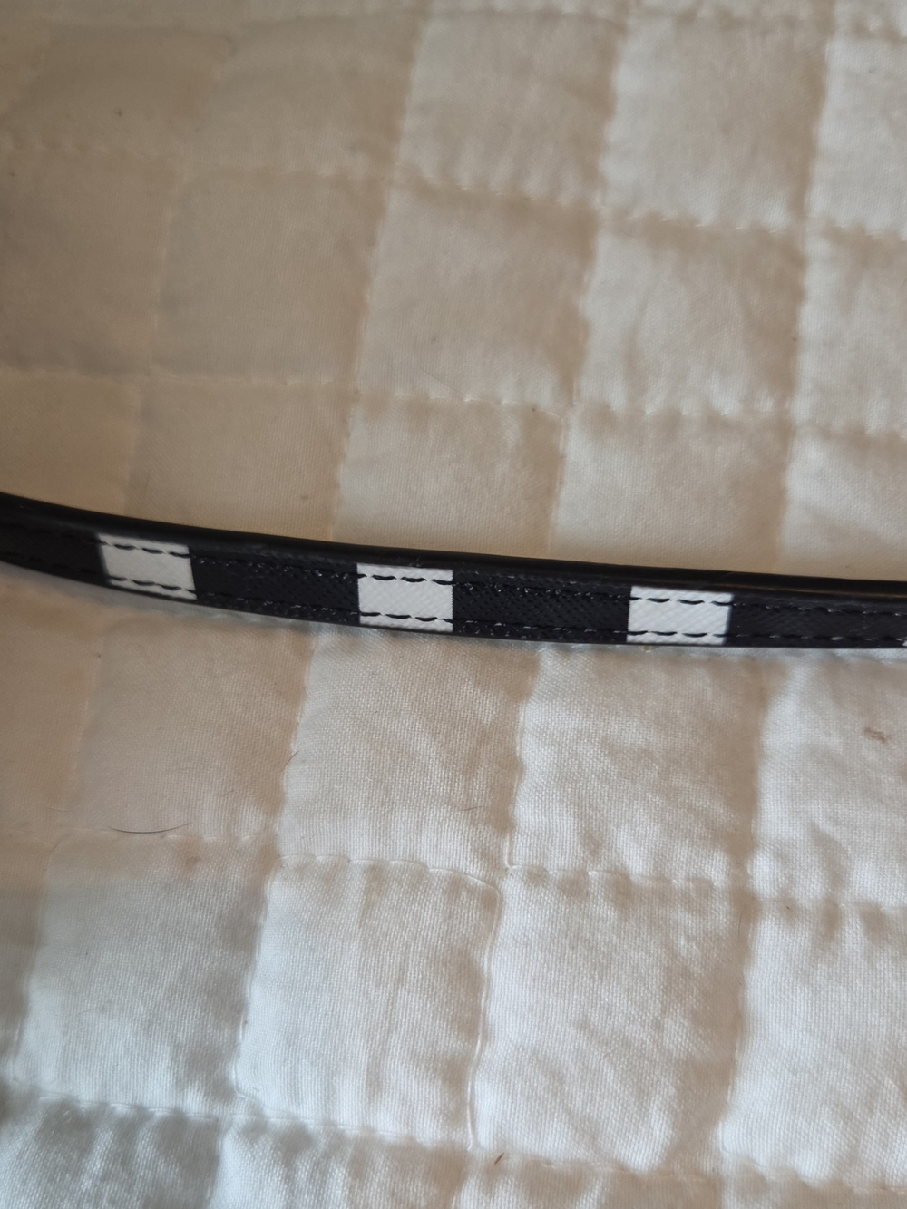 kate spade Laurel Way Winni Black & White Stripe Crossbody Wallet - Picture 9 of 9